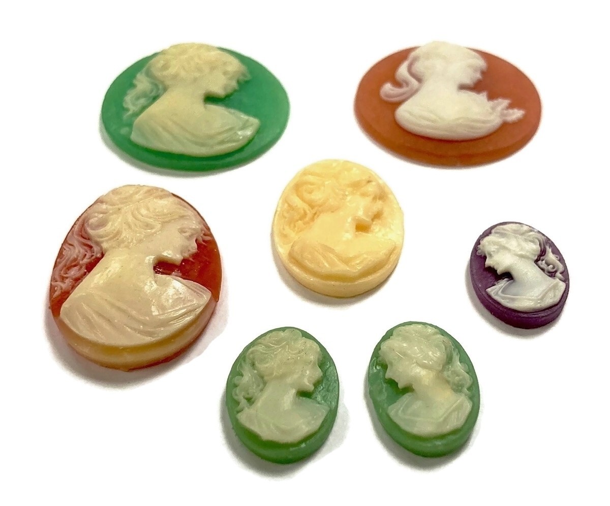 15 Vintage Resin Cameos (West German, Hong Kong, Japan) DIY Jewelry Crafting C82