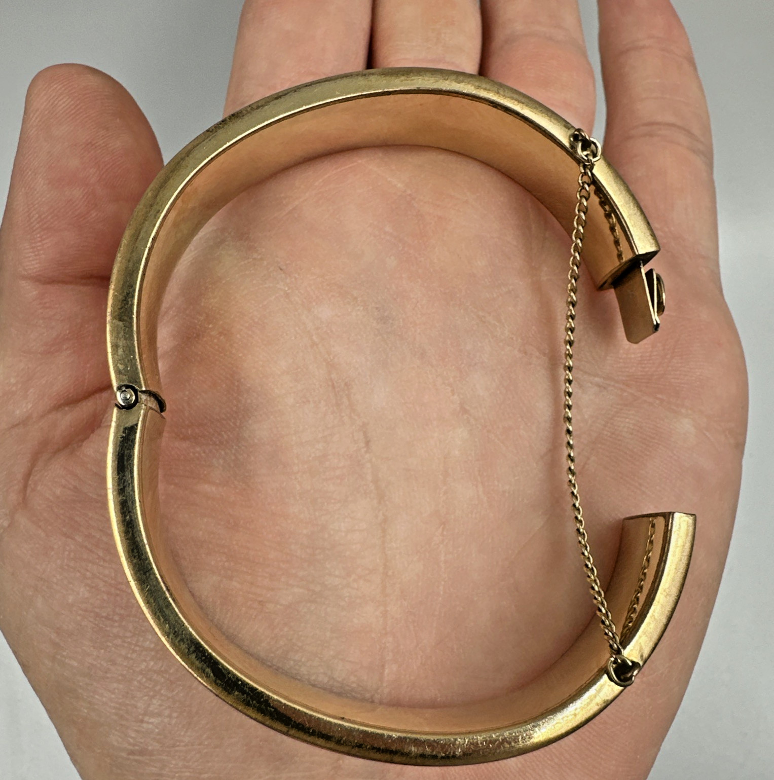 Vintage B.A. Ballou 1/20 12K Gold Filled Cuff Hinged Bracelet 22.3g, 12mm Sz 6.5