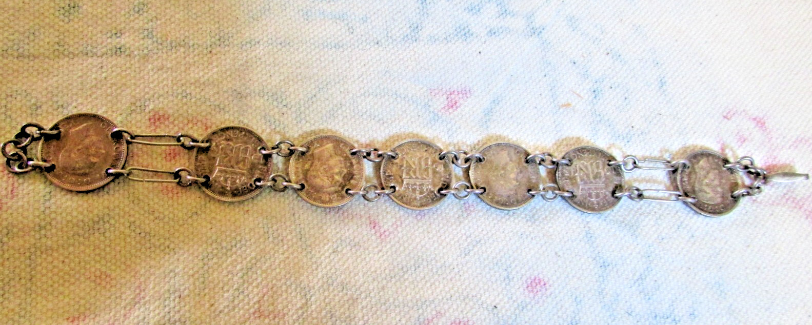 VINTAGE KING EDWARDS 7 PENCE 1944-45 COINS NICKEL SILVER BRACELET