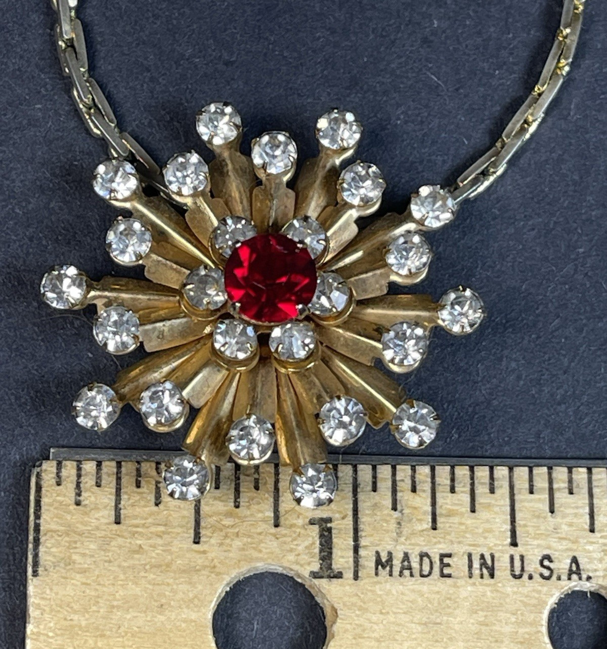 VTG Red & Clear Rhinestone Starburst Brooch Necklace & Earrings Set Gold Tone