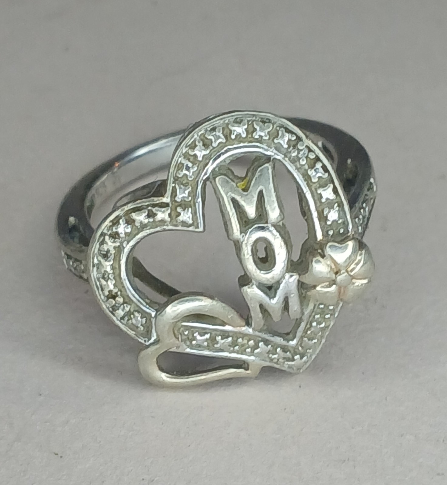 925 Sterling Silver Vintage Two Tone MOM Floral Love Heart Ring Sz 6.5