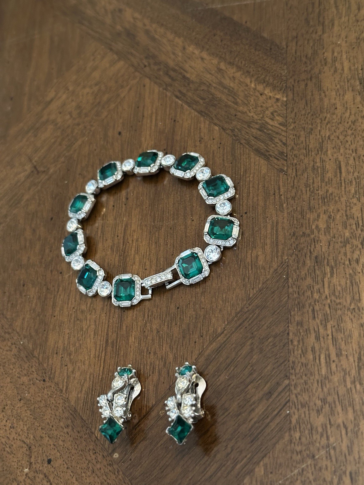 Vintage Bogoff Emerald Green Rhinestone Bracelet & Earrings Set Signed Nice!