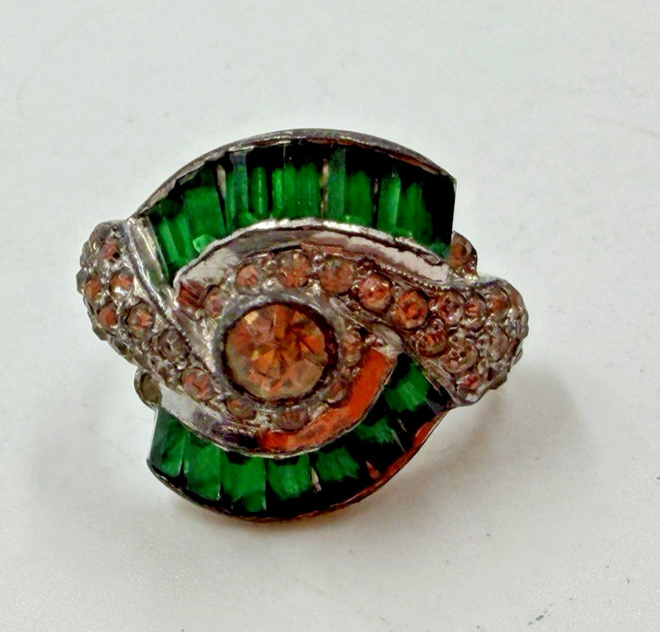 Vintage Ring Rhinestone Costume Green Cocktail Baguette Estate Size 6