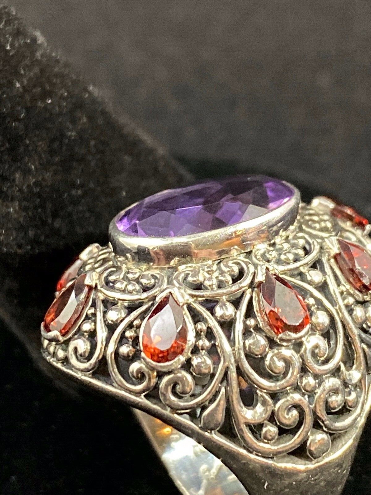 Robert Manse Bali 925 Sterling Silver 4.70ctw Amethyst w/ Garnet Accent Stones