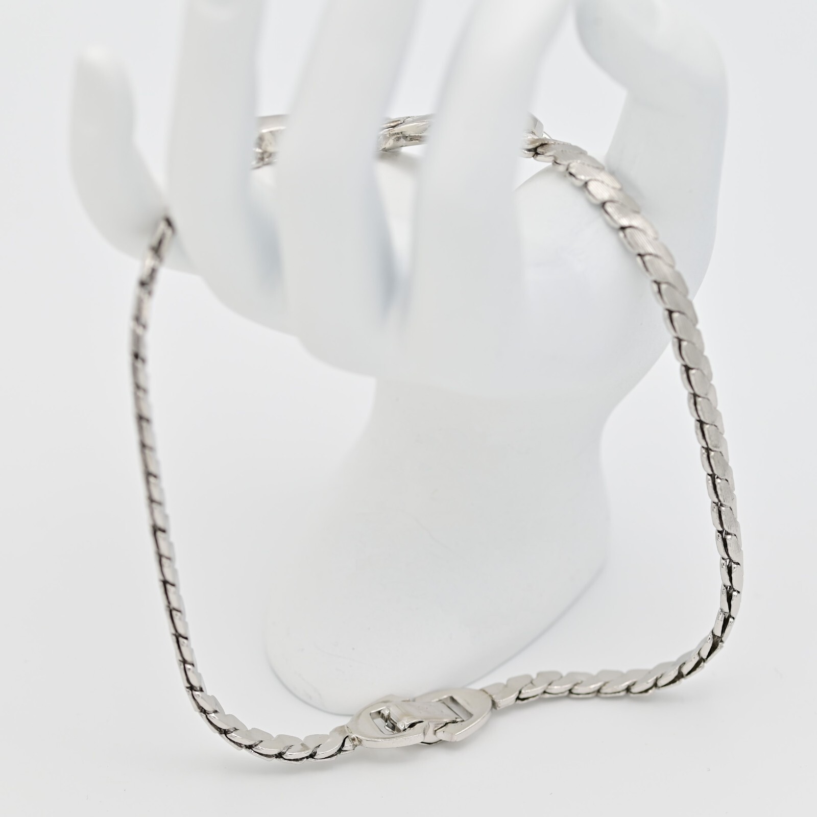 TARA Vintage Original White Gold Plated Silver Diamond Zirconia Pendant Necklace