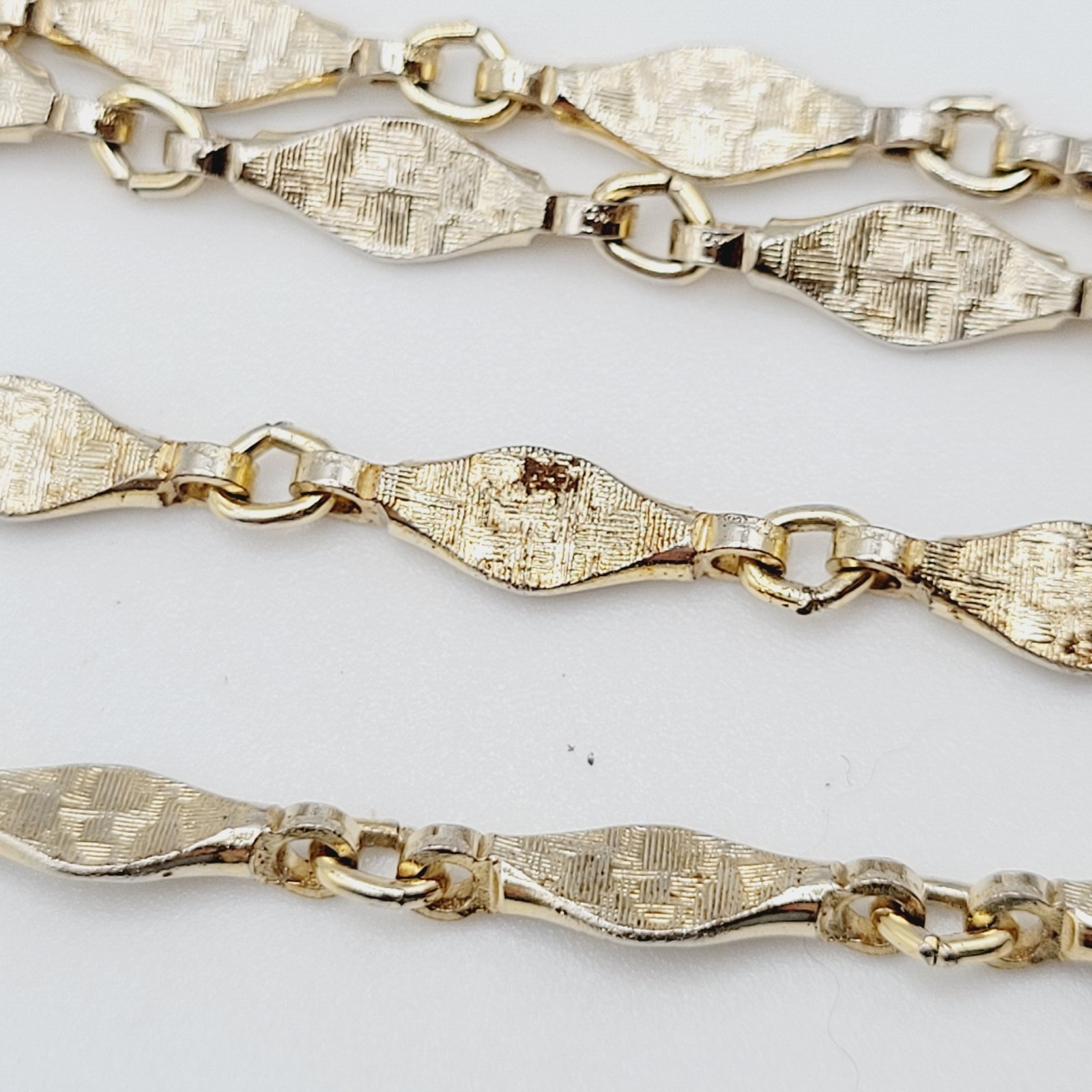 Napier Flapper Length Elongated Textured Link Chain Vtg Necklace Signed 60 Inch