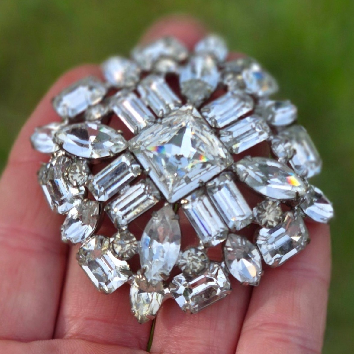 Vintage Kramer of New York Rhinestone Brooch Glamorous large Crystal Pin MCM 2″