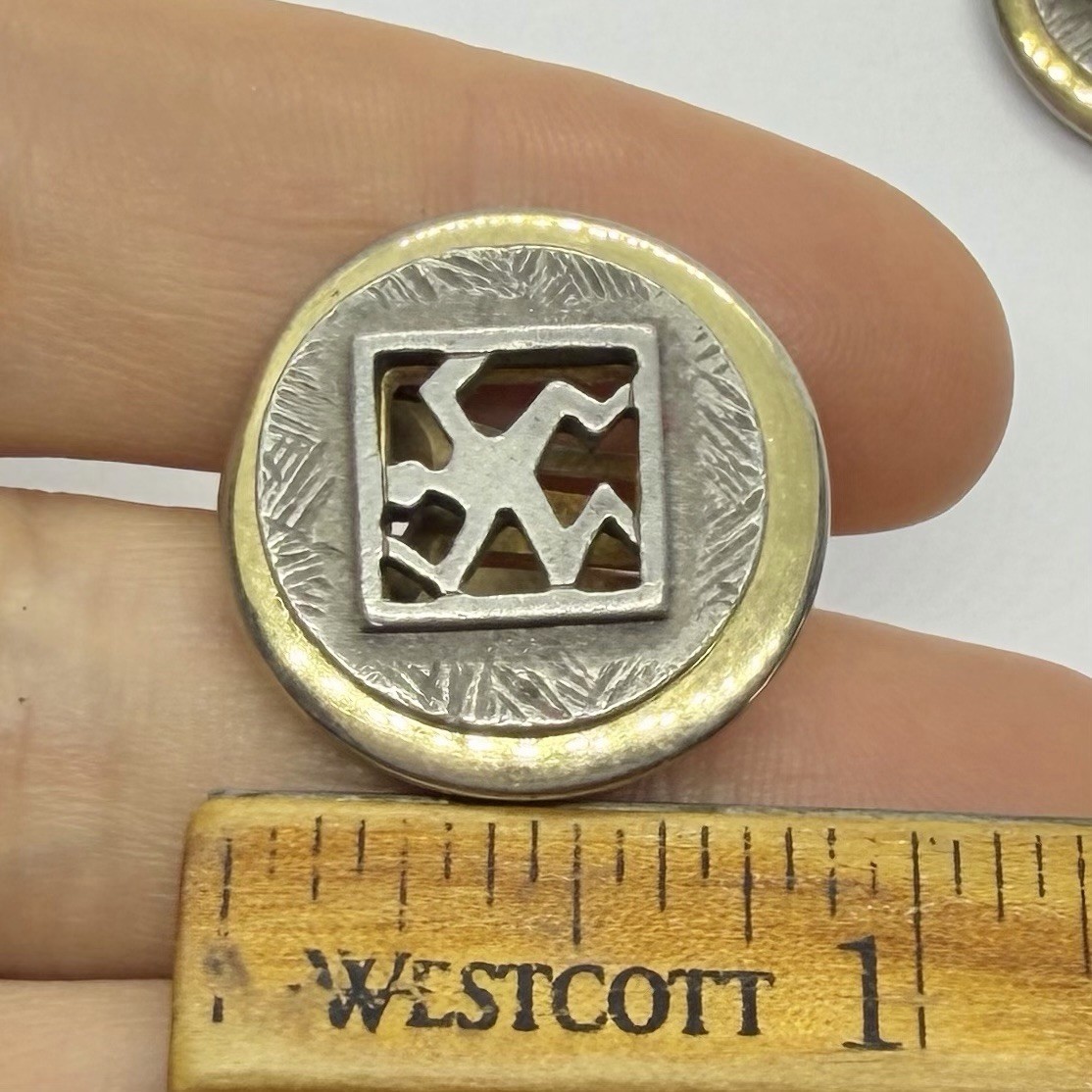 Vtg Ethnic Two-tone Round Button Earrings Clip-on