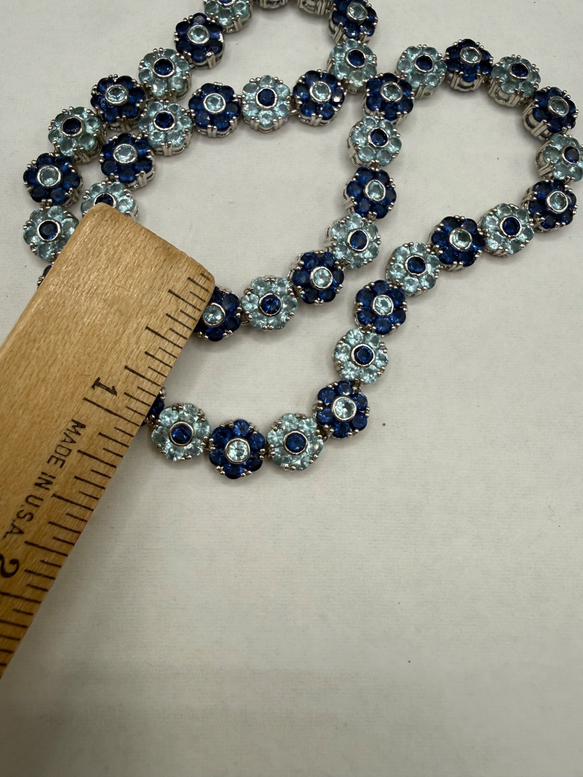ESTATE SILVER PLATED SAPPHIRE LIGHT BLUE CRYSTAL CLUSTER FLOWER NECKLACE 16″