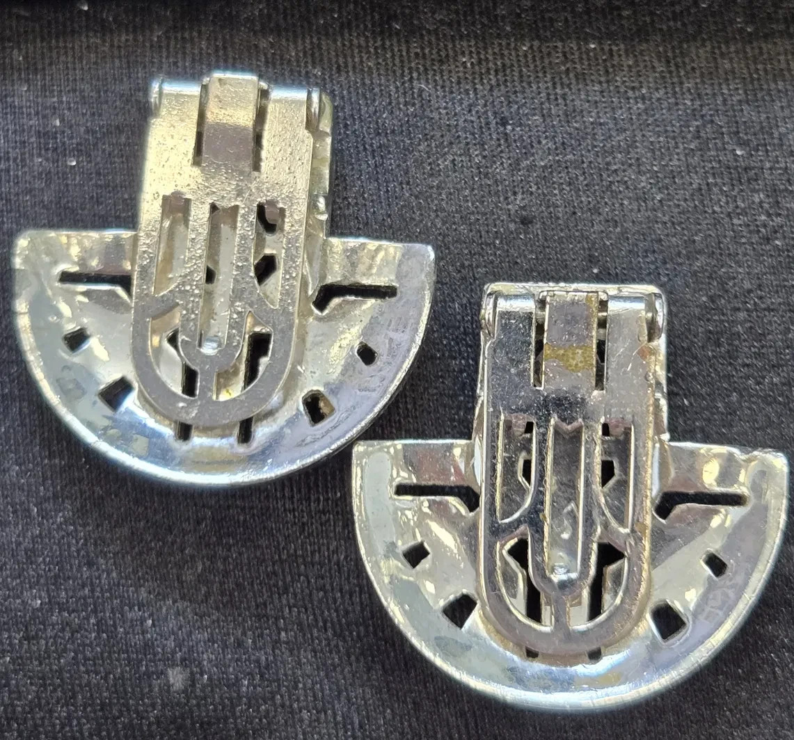 Vintage 1930s Art Deco Dress Clips Pair Silver Tone Rhinestone Fan Shape