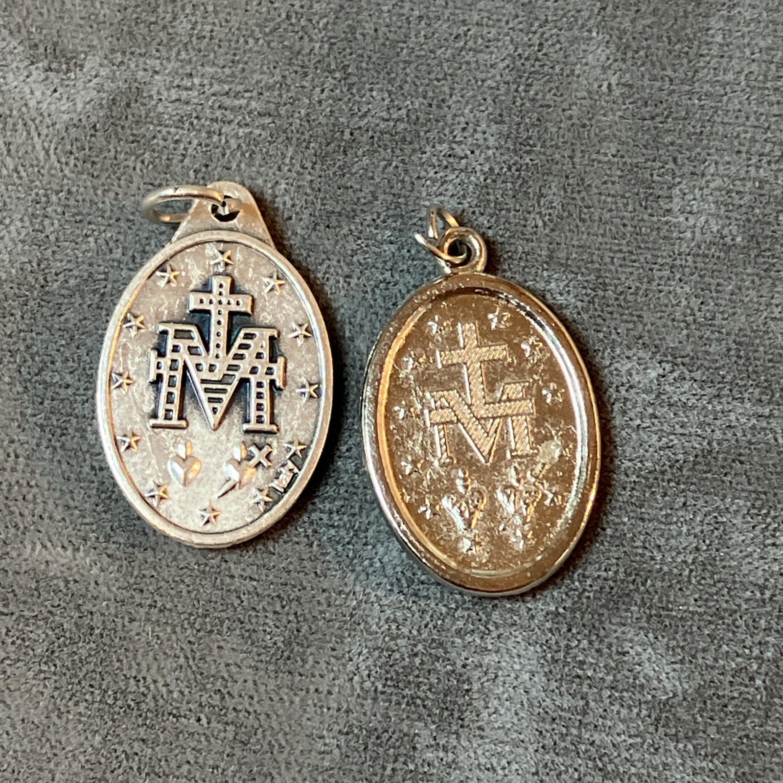 VTG / Modern Costume Jewelry Lot Religious Pocket Shrine Angels Silver Gold Tone