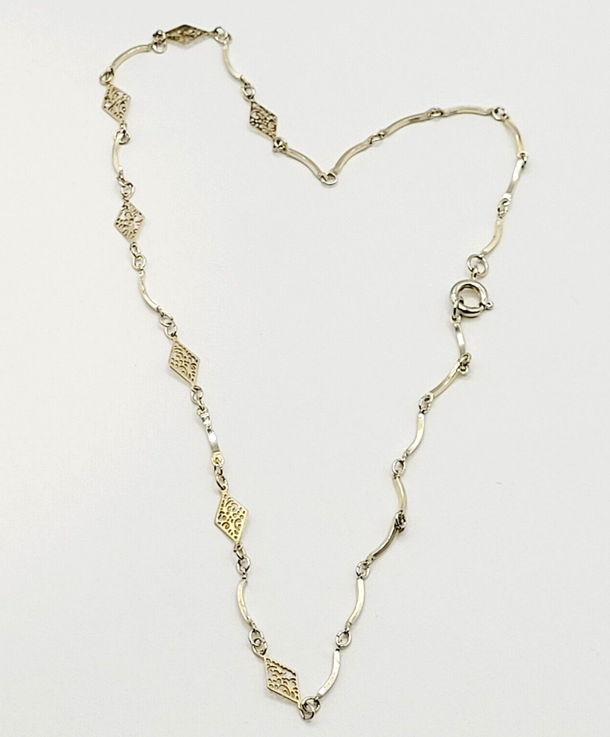 Filigree Marquise Shape Station Necklace Gold Tone Vintage Chain Choker 15.5 In