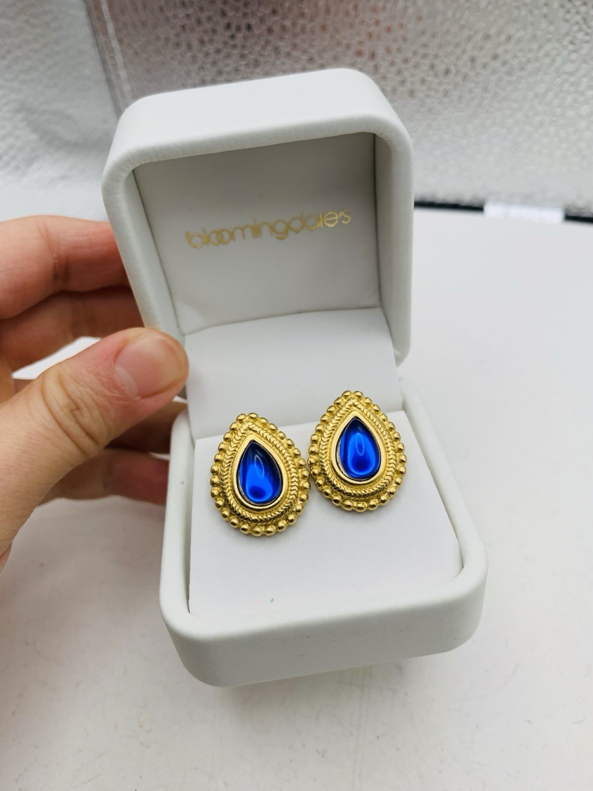 Vintage Trifari Cobalt Blue Jelly Cabochon Pear Teardrop Gold Tone Earrings