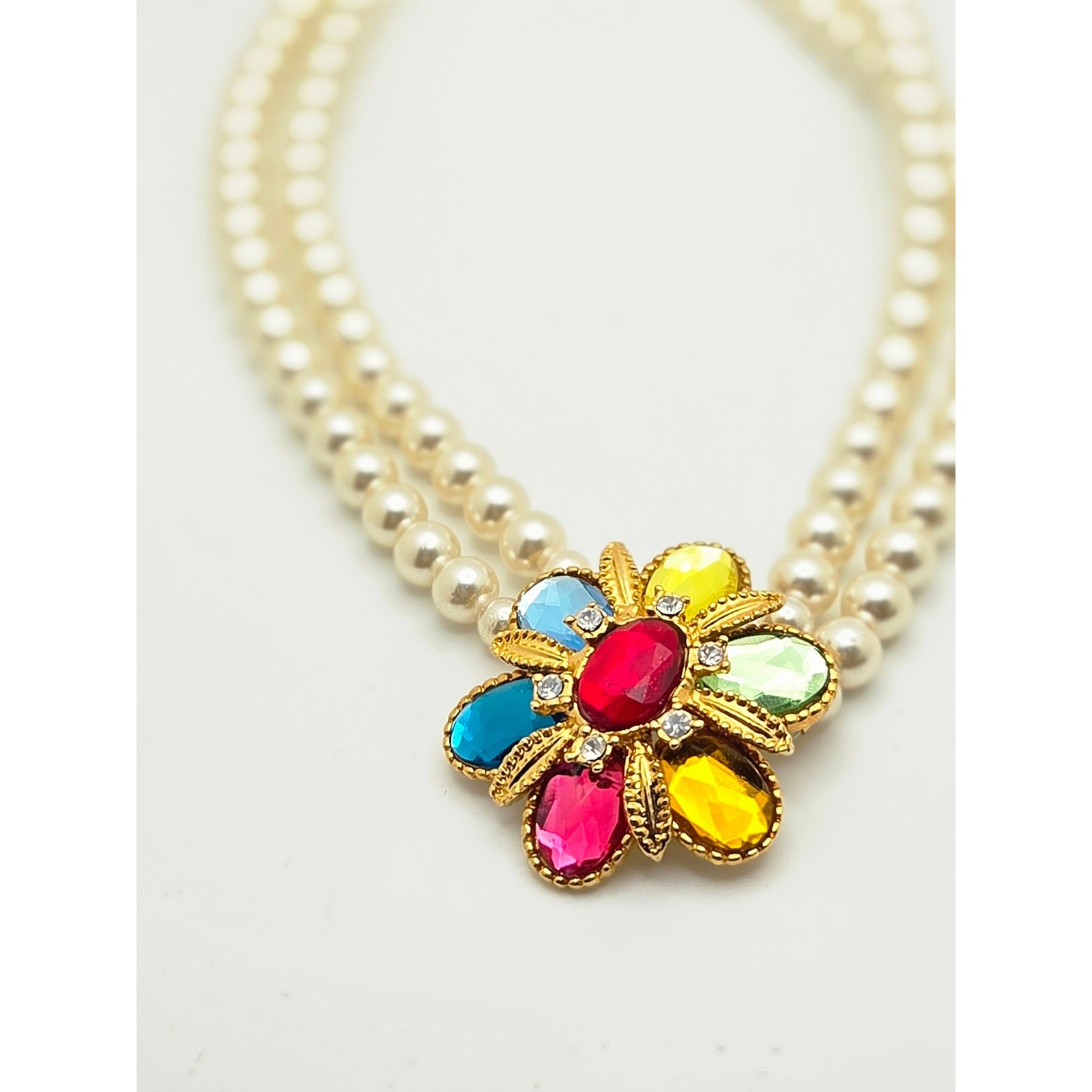 Vintage Style Multi-Color Cabochon Flower & Faux Pearl Double Strand Necklace –