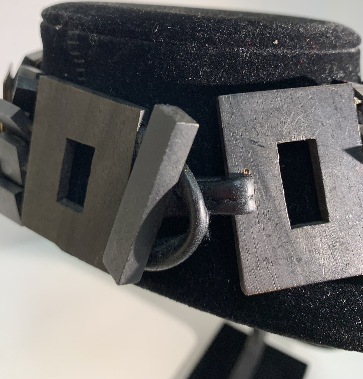 GERDA LYNGGAARD BLACK Wood Rectangles & GOLD Boxes Statement Couture Necklace