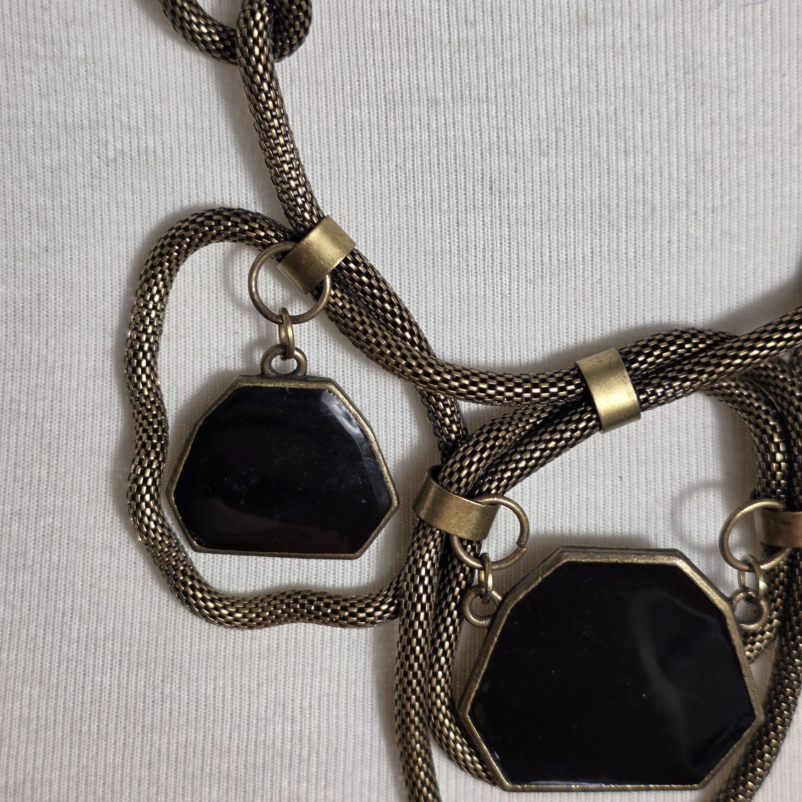 Brass-Tone Statement Necklace Thick Mesh Chain Geometric Rein Black Pendants