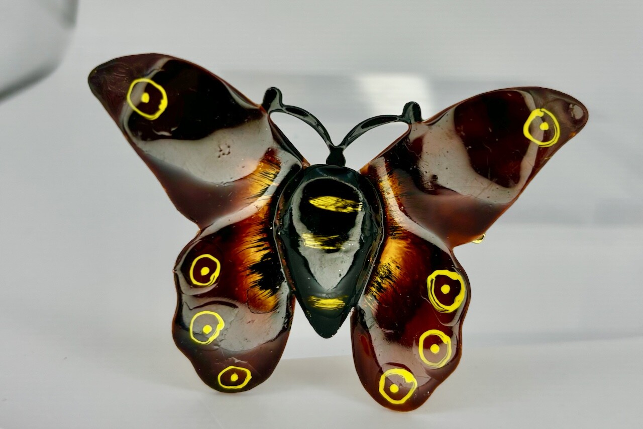 VTG SIGNED ORIGINAL BY ROBERT BUTTERFLY BROOCH PIN WARM BROWN HAND PAINTED
