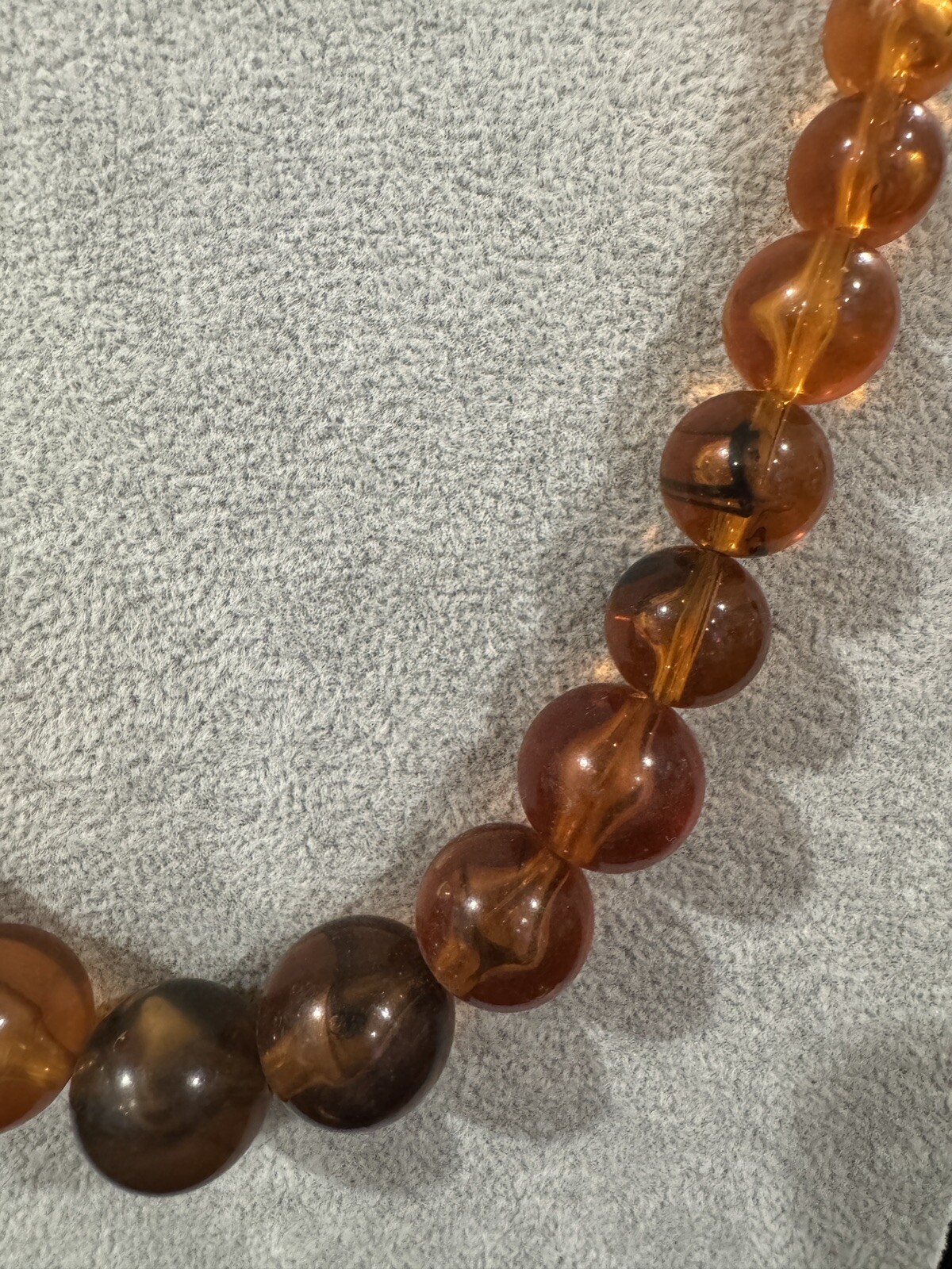 Stunning Amber Lucite Graduated Beaded 1960’s Necklace