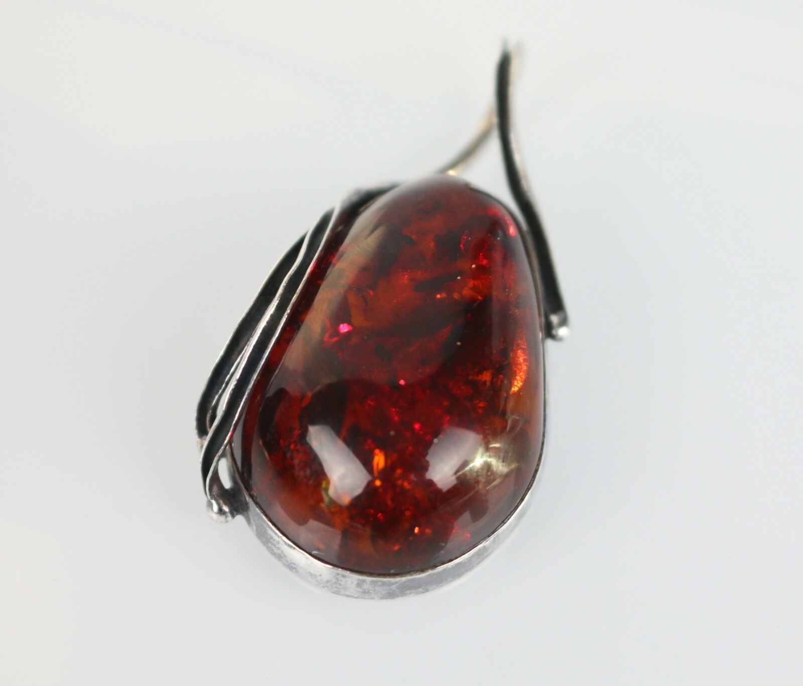 Lovely Vintage Baltic Amber & Sterling Silver 925 Pendant