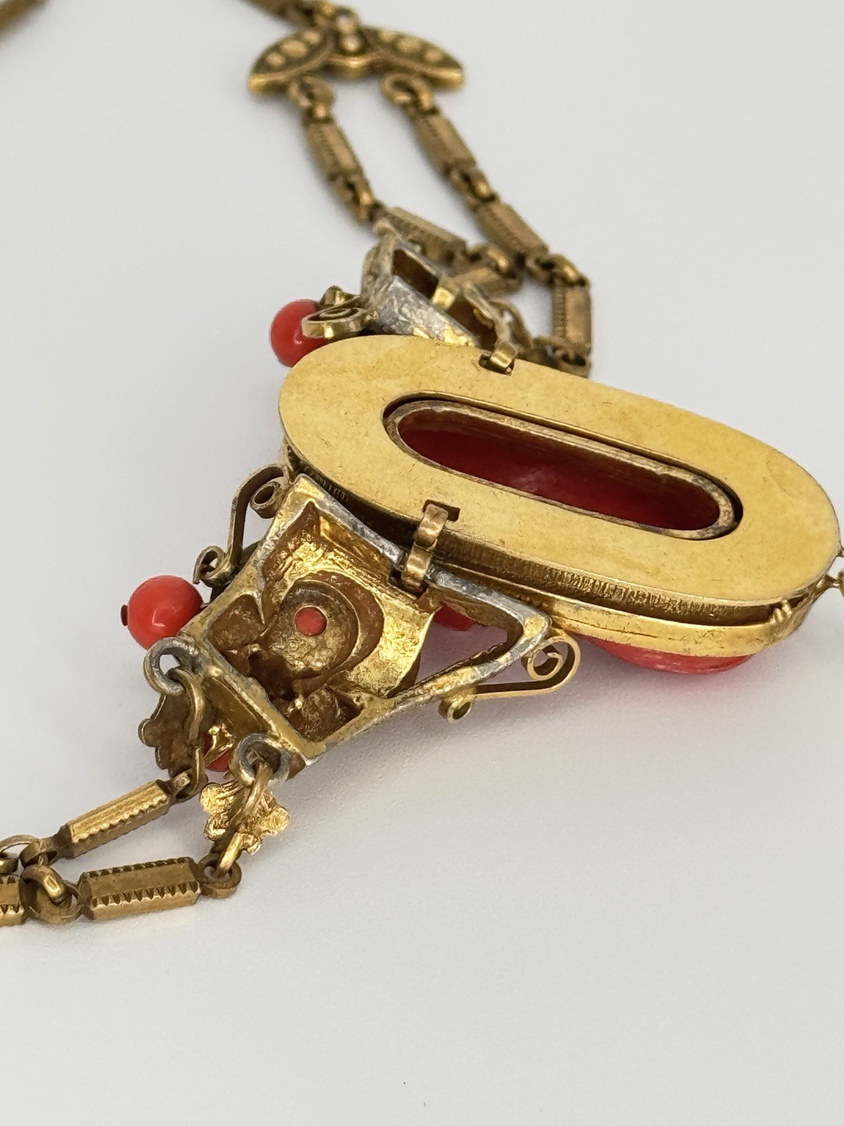 Vintage 1920s-1930s Art Deco Czech Faux Coral Cameo Brass Tassel Necklace
