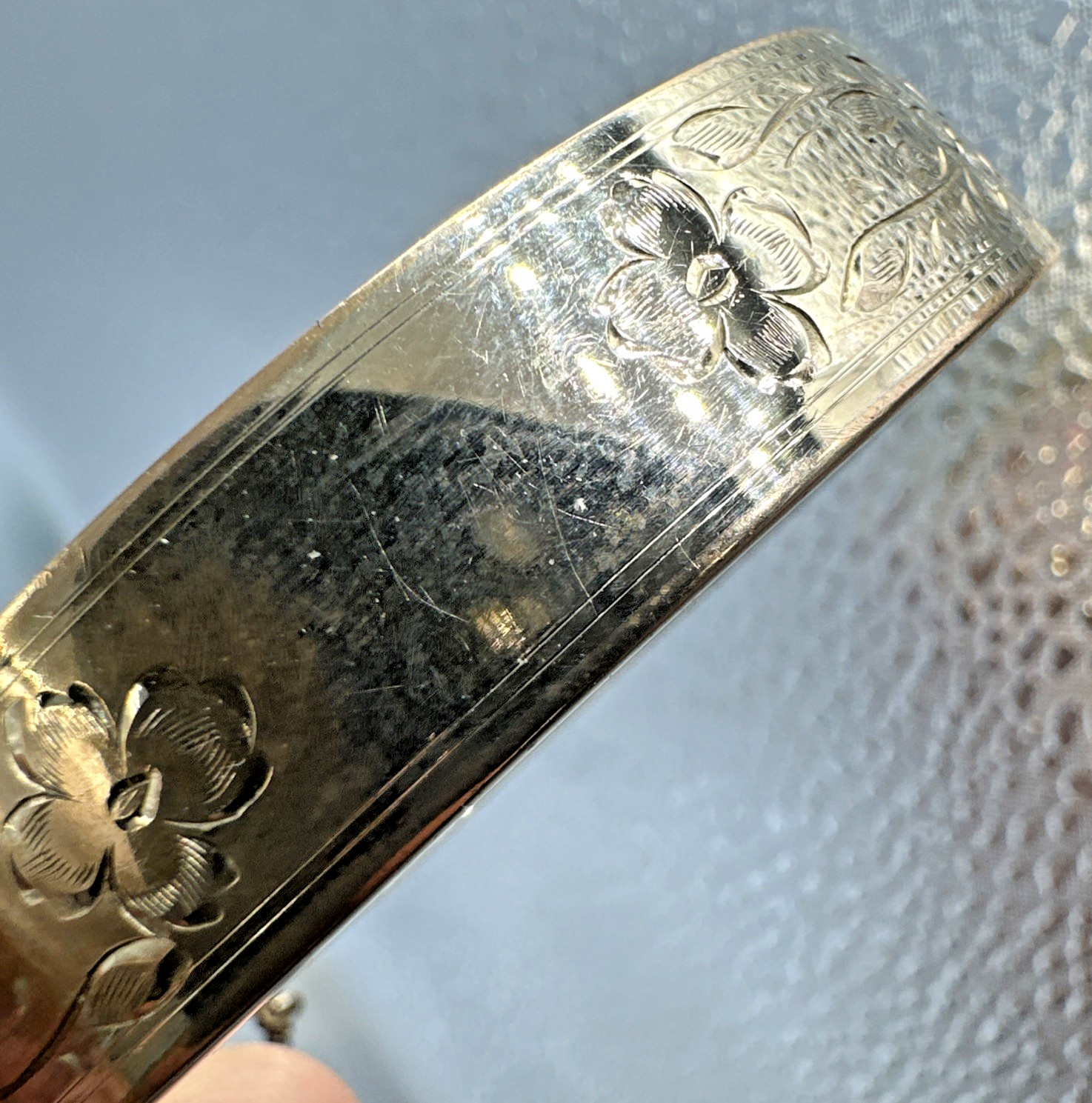 Vintage B.A. Ballou 1/20 12K Gold Filled Cuff Hinged Bracelet 22.3g, 12mm Sz 6.5