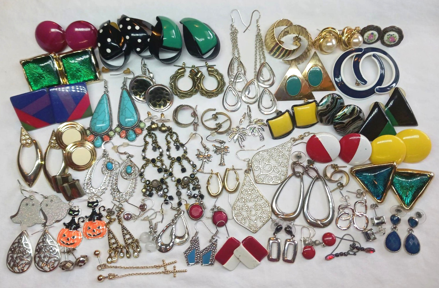 Vintage/Now Junk Drawer Earring Lot 2 – 50 Pairs Mixed Materials All Wearable