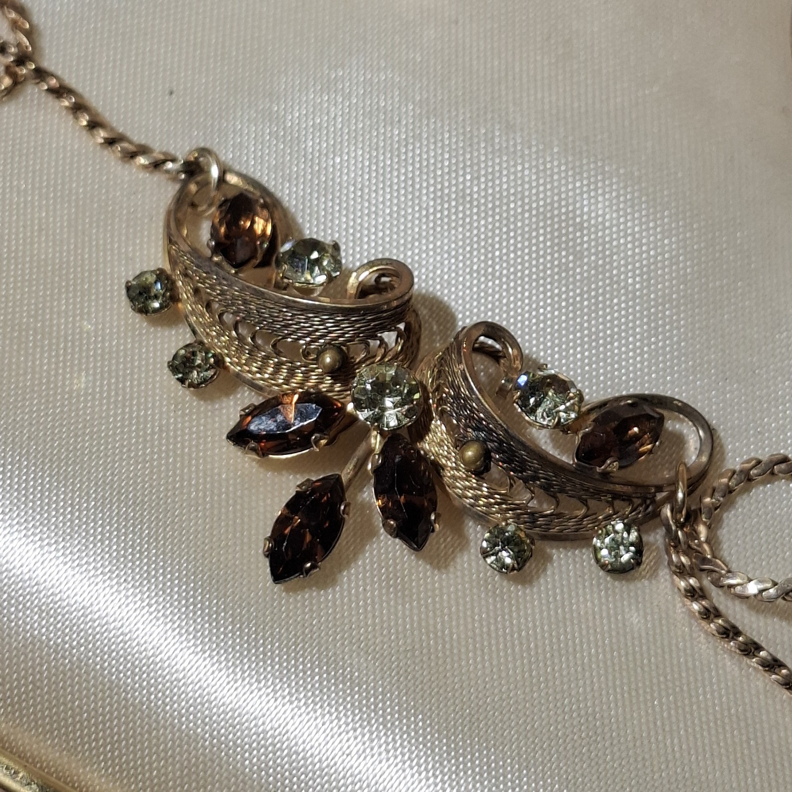 VAN DELL 12KT Gold Filled Rhinestone Filigree Necklace & Earrings Original Box