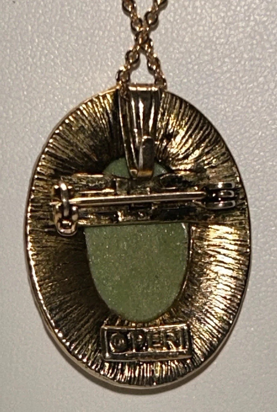 Vintage PERI Signed Cameo Brooch Pendant Necklace Green Resin Gold Tone 60s MCM