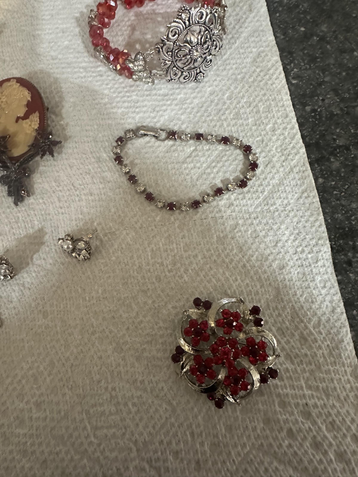 VINTAGE TO NOW JEWELRY LOT BRACELETS PINS RING PENDANT NECKLACE EARRINGS 8 PCS