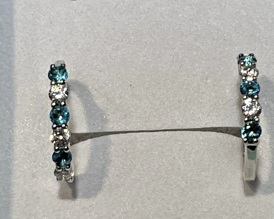 Vintage Sterling Silver 925 Classic Hoop Earrings & Blue & White Czs 5/8″ Diam.