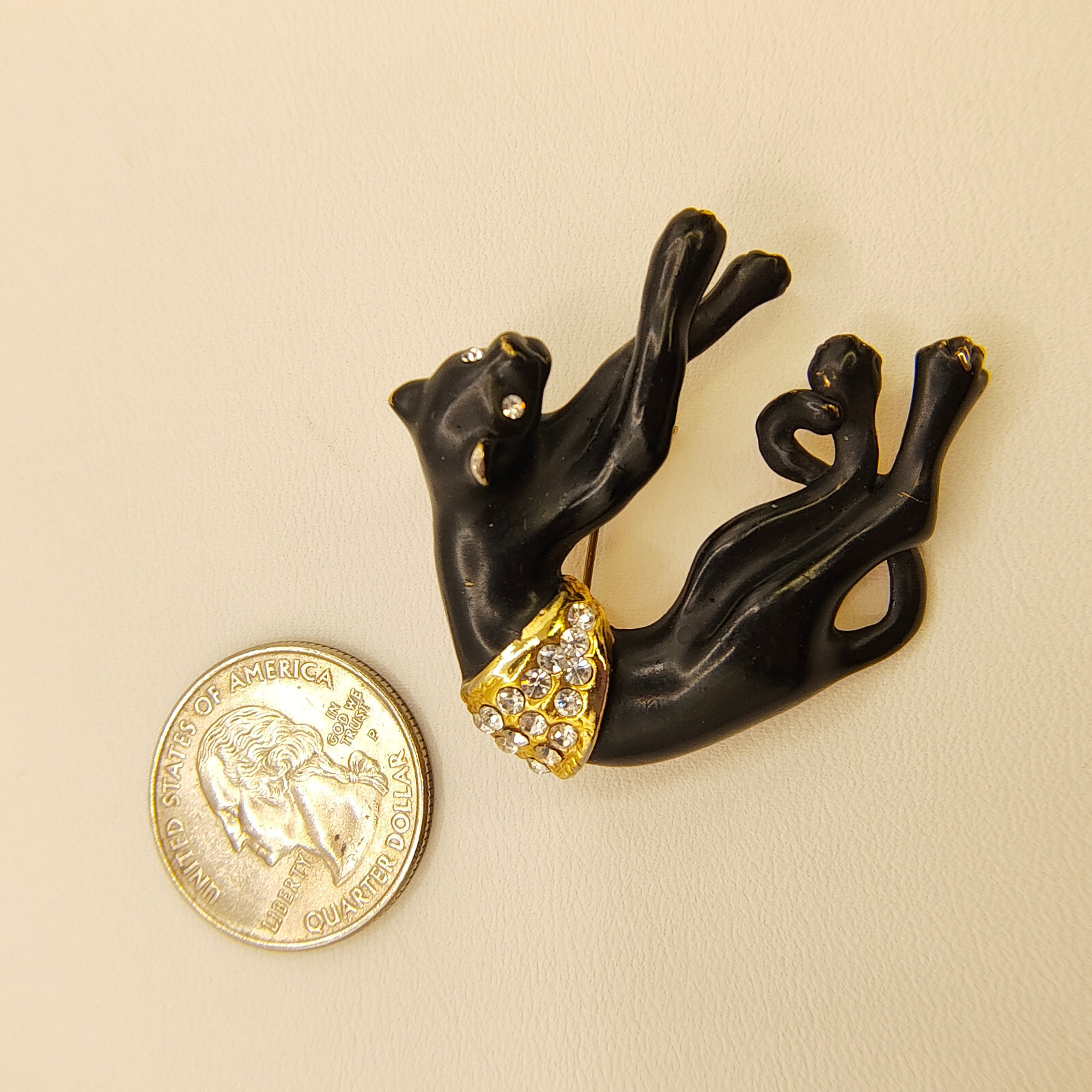 Vintage Black Panther Brooch Pin Enamel Gold Tone White Rhinestone Puma Jaguar