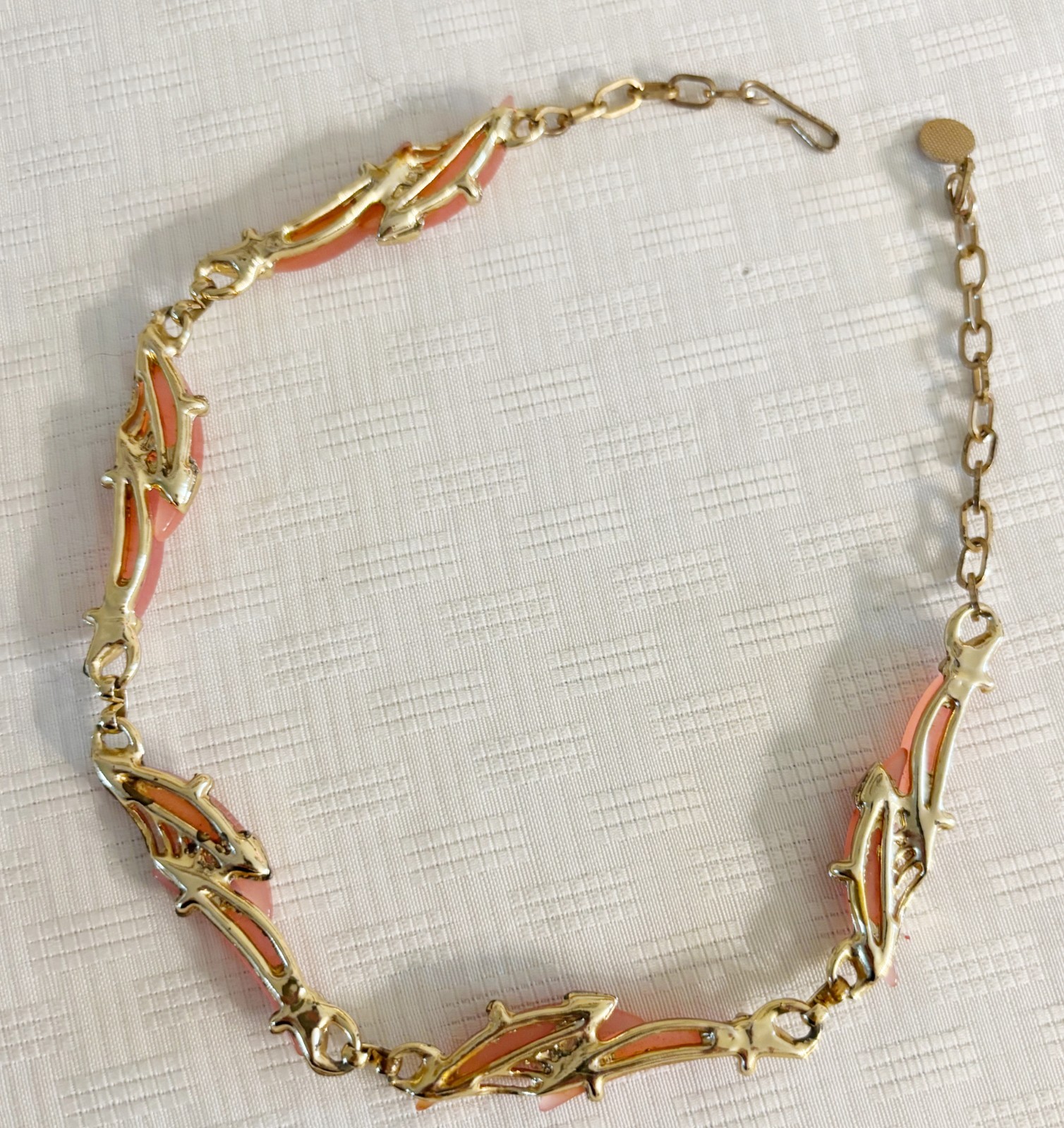 Vintage Mid Century Pink Lucite Thermoset Heavy Link Collar Choker Necklace 50s