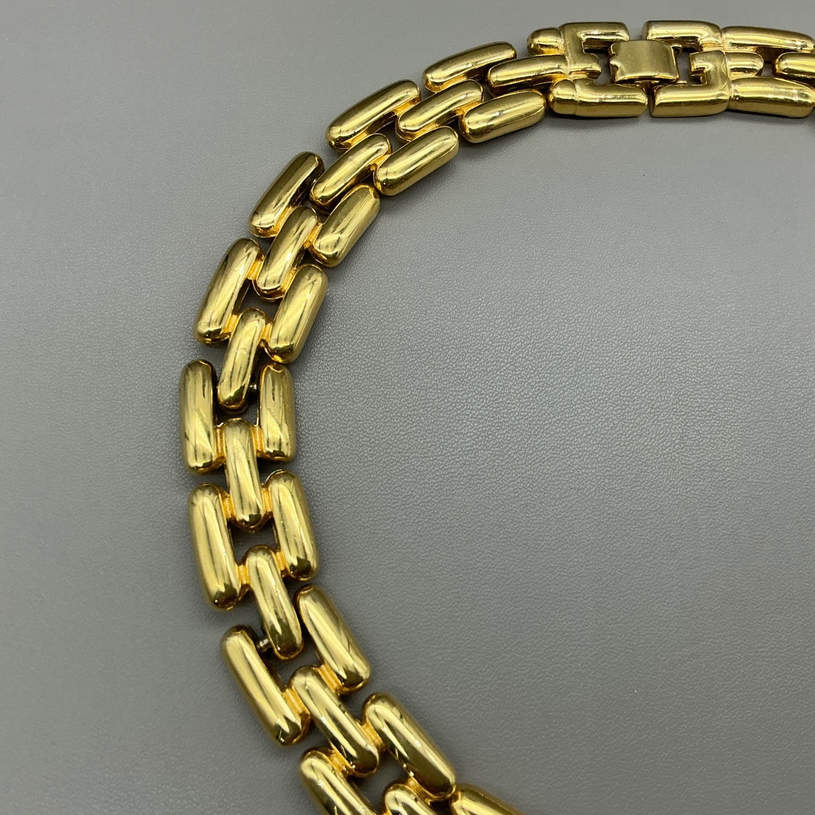 Necklace Womens Gold Tone Vintage Link Chain Chunky Bold Statement Polished 16″