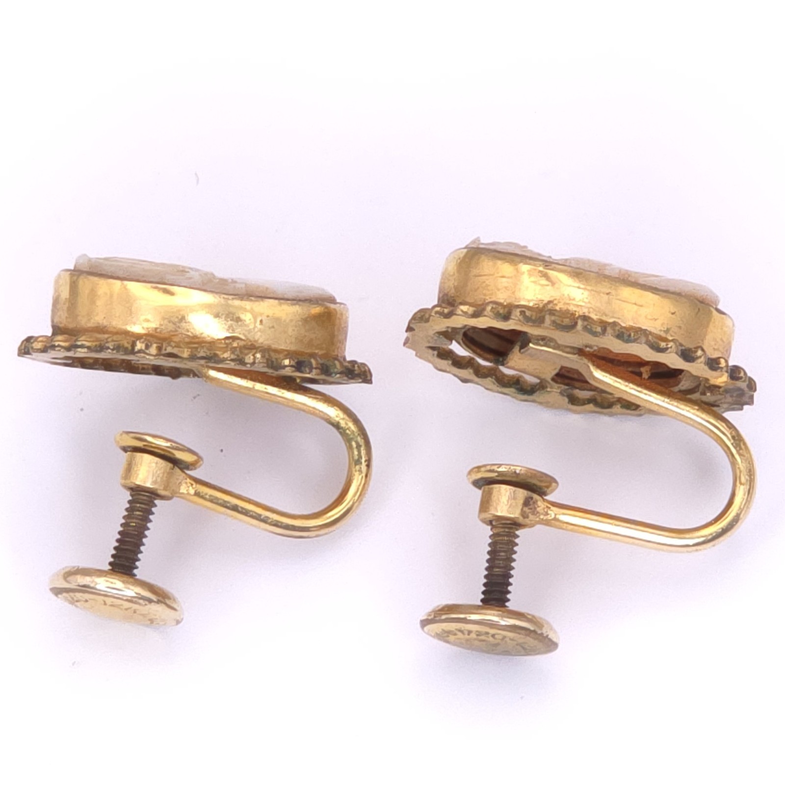 Classic Vintage Hand Carved Shell Cameo Screw Back Earrings 12K Gold Filled Lady