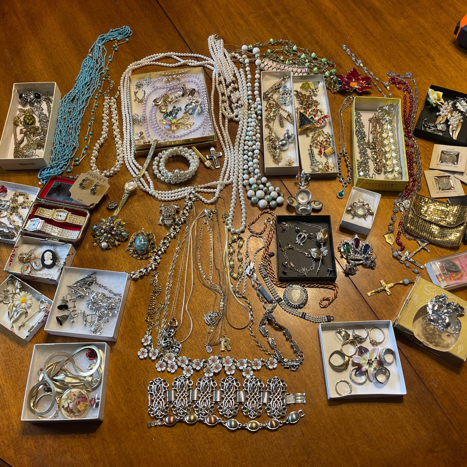 Huge Estate Vintage to Modern Jewelry Signed/unsigned Costume Mixed Lot