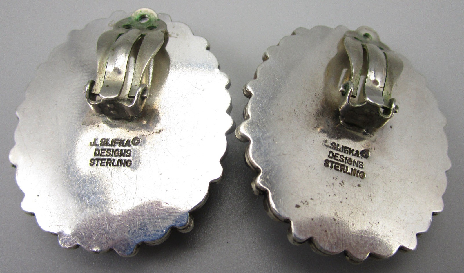BEAUTIFUL 1 5/8″ JOAN SLIFKA STERLING SILVER ONYX CABOCHON CLIP ON EARRINGS