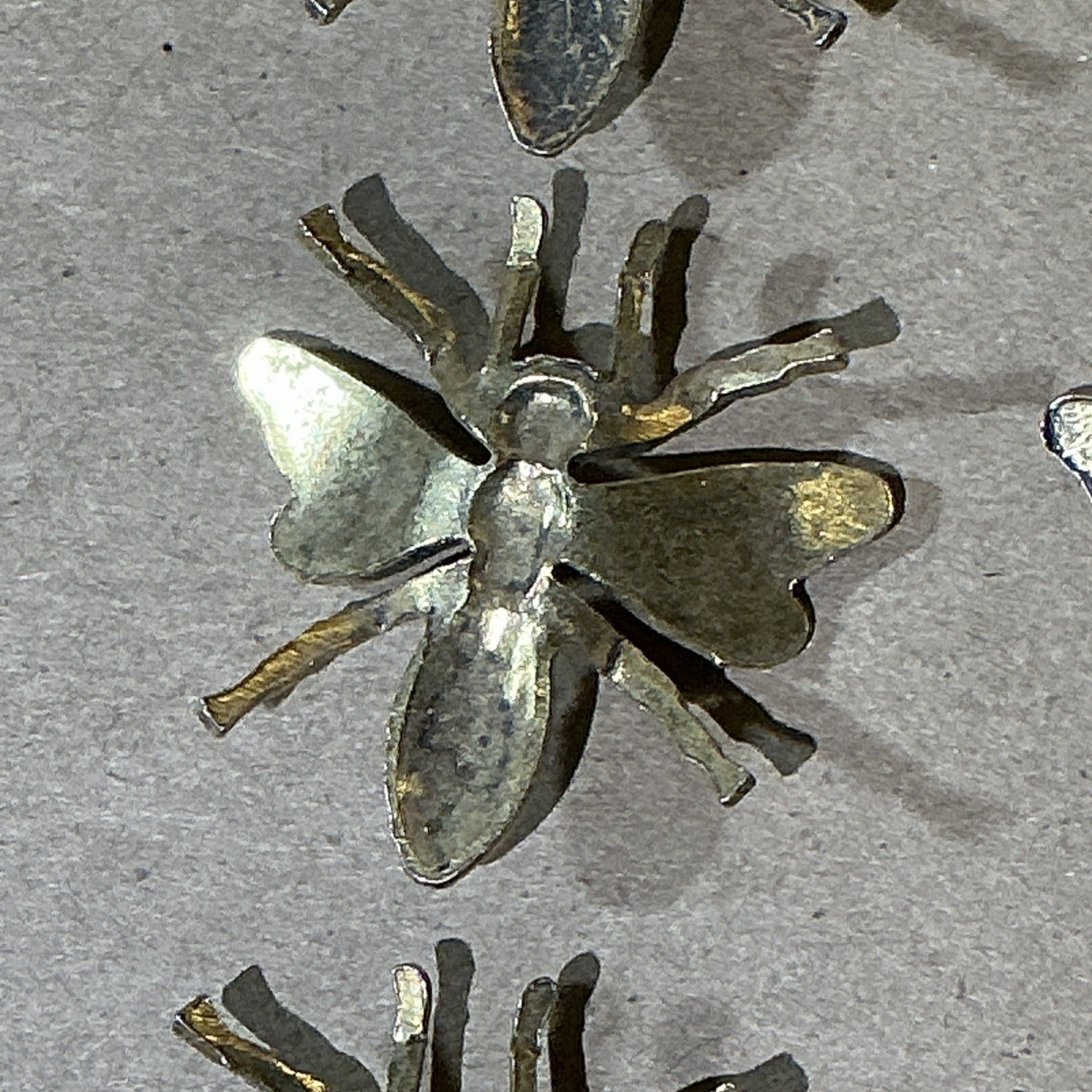 Group Of 8 Vintage Gold Finished Wasp/Bee Jewelry Pieces As Is INV-AT08