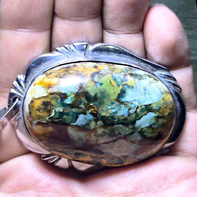 museum grade old agate pendant 42gr Rare Collcetion multi color garut west java