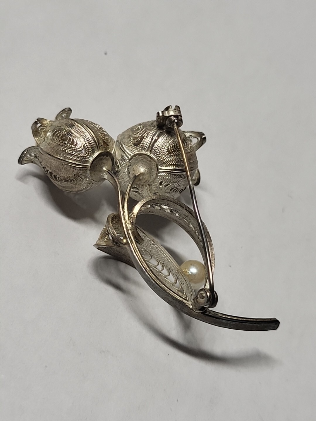 Sterling Silver Filigree Flower Vintage Japanese Akoya Cultured Pearl Brooch