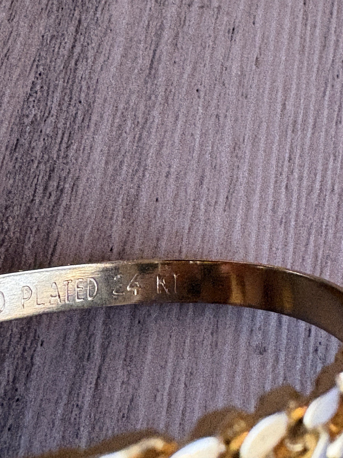 Vintage SIGNED, FLORENCE ITALY 24KT PLATED BRACELET.