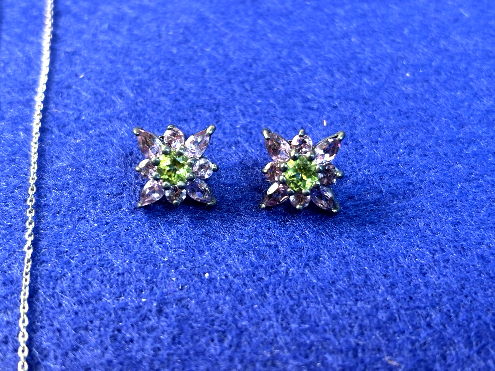 Vintage Sterling Amethyest & Peridot Flower Shape Neck;ace & Pierced Earrings