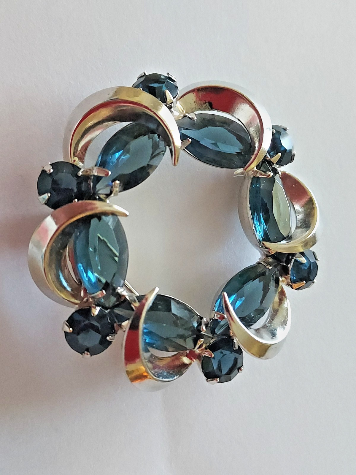 Blue Rhinestone Brooch Open Work Half Moon Circle Prong Set Vintage Pin