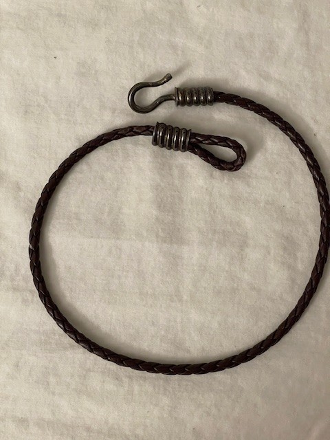VINTAGE BROWN BRAIDED LEATHER CHOKER WITH PEWTER LIKE METAL LOCK