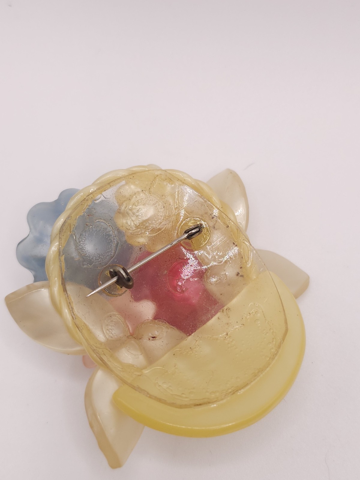 VTG Lucite Plastic Flower Basket Brooch. Colorful Flowers.
