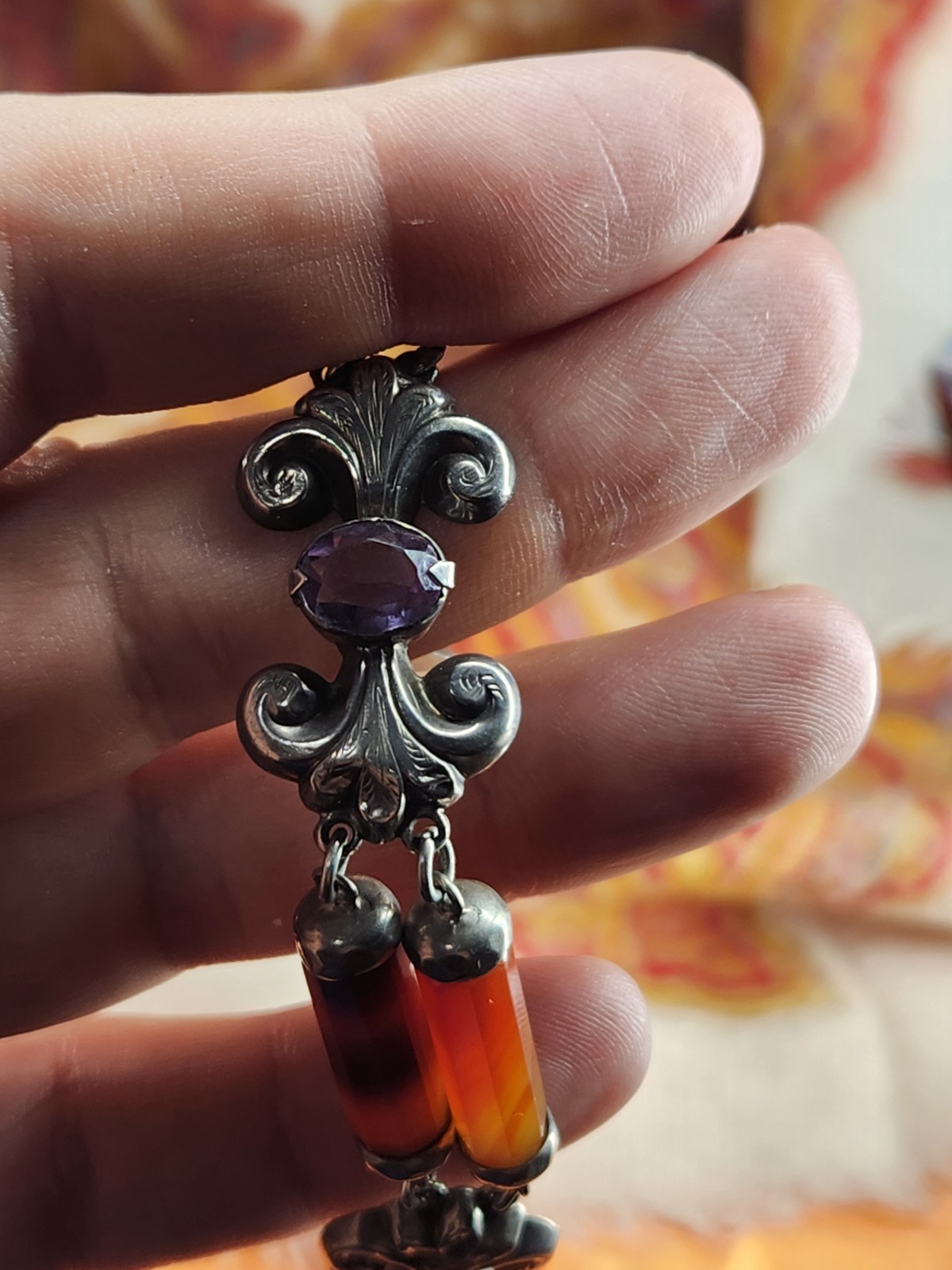 VINTAGE ANTIQUE SILVER SCOTTISH AGATE & AMETHYST BRACELET HOOK CLASP