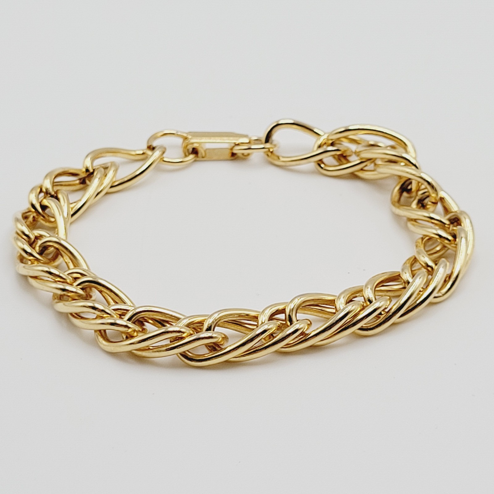 Fancy Oval Link Fancy Curb Shiny Gold Tone Vintage Chain Bracelet 7.25 Inch