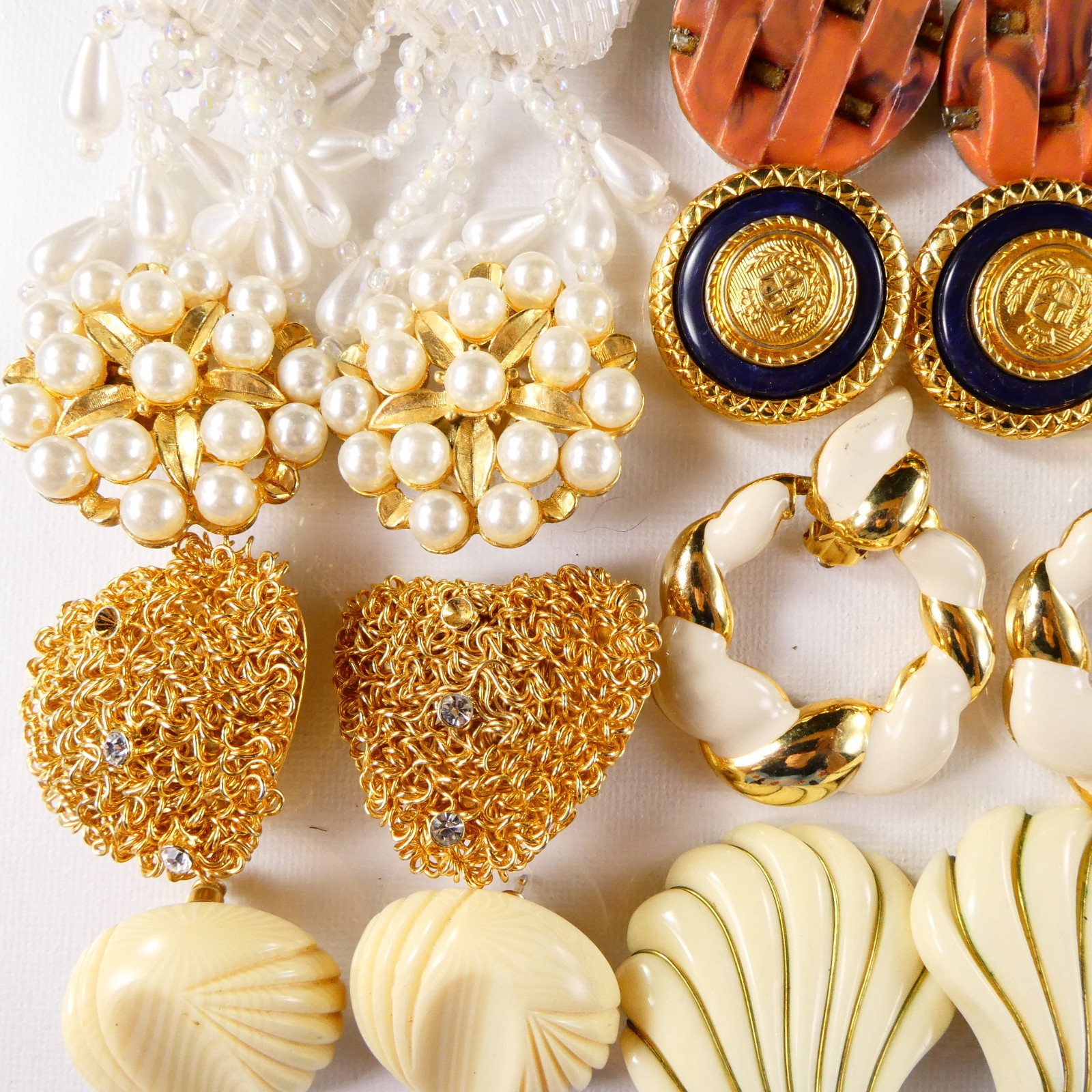 Vintage Clip On Earrings Jewelry Lot 26 Pairs Some Signed Napier Coro Carolee