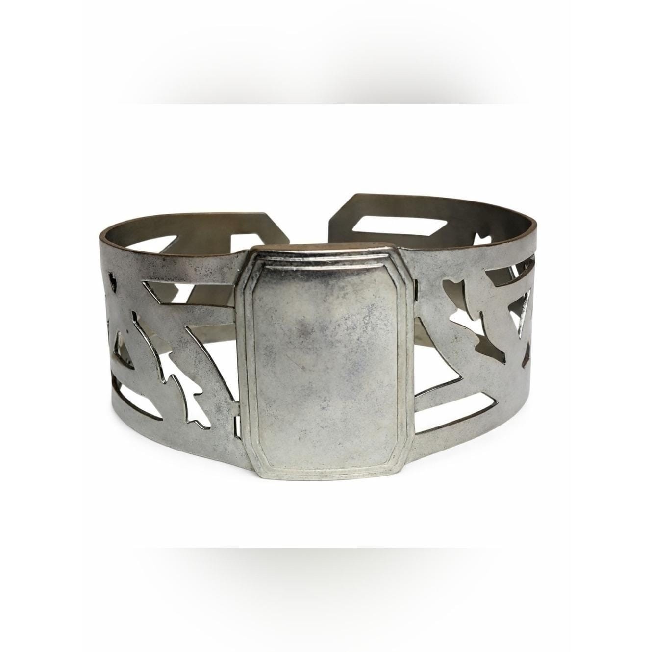 Vintage Silver Tone Hinged Clamper Cuff Bracelet Cutout Leaf Design Small 5.5