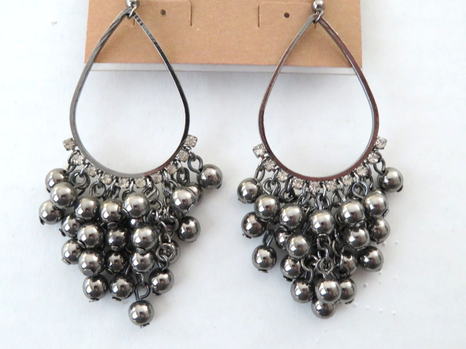 VINTAGE ERICA DANGLE EARRINGS