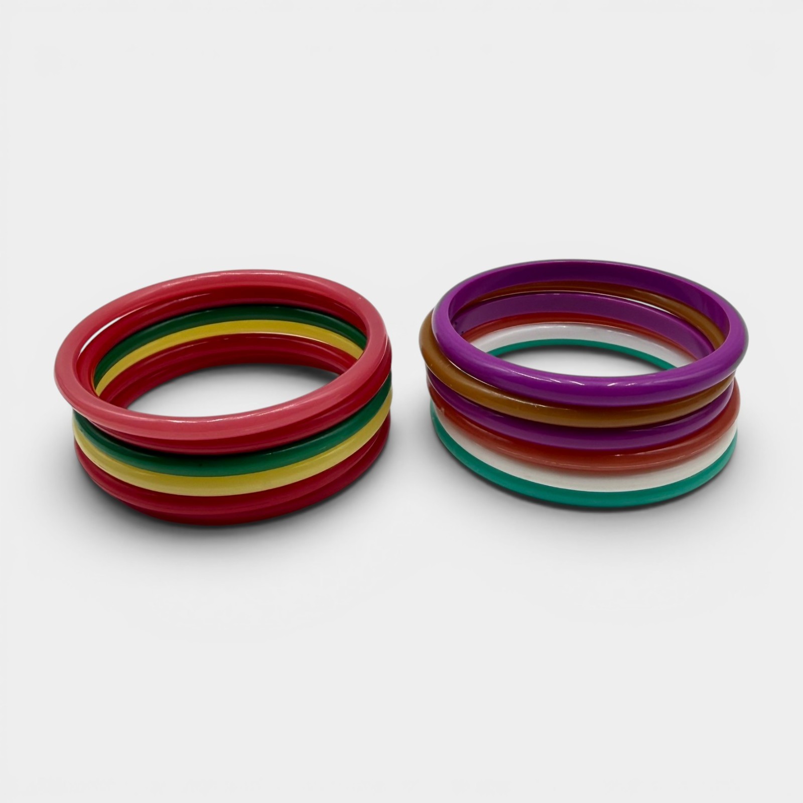 Vintage Lot of 12 Colorful Plastic Lucite Stackable Bangle Bracelets 3″